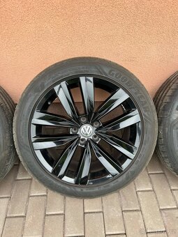 originální alu kola vw Almere R18 245/45/18 - 6