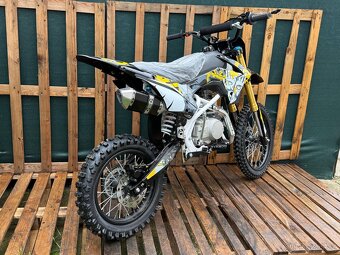 Pitbike 125ccm4T kola 17”x14” Poloautomat C104 - 6