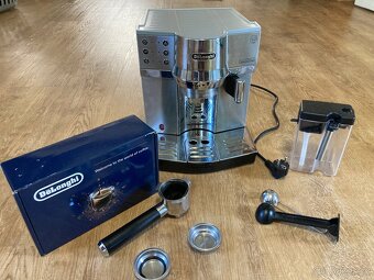 Kávovar DeLonghi - 6