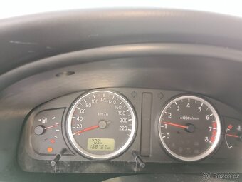 Nissan Almera - 6