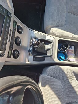Passat b6 1,6fsi za dodavku - 6