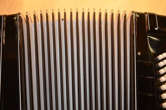 Hohner Morino IV 120 JAKO NOVÝ - 6