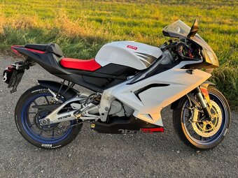 Prodám Aprilia RS 125 2T – Otevřená 27kW (v TP 11kW - 6