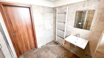 Pronájem bytu s garážovým stáním 1+1 41 m², Znojmo, ul. Kosm - 6