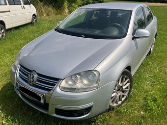 Volkswagen Jetta 1.6 Benzin 2007 - 6
