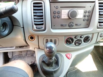 Opel Vivaro - 6