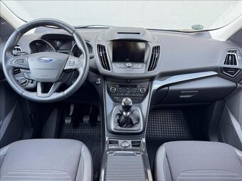 Ford Kuga 2,0 TDCi Titanium 4x4 1.maj ČR - 6