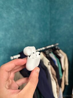 Apple Airpods 3 sluchátka - 6