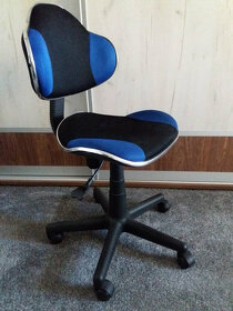 Křeslo, TV stolek, polička, točící židle, EPS kuličky a jiné - 6