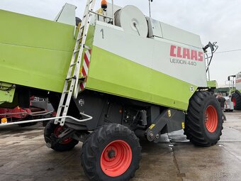 Claas Lexion 440 V660 - 6
