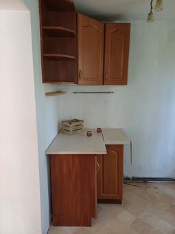 Pronajmu byt 1+1 se zahradou v Roztokách u Prahy - 6