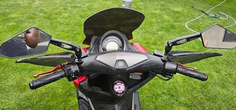 Prodám Yamaha NMax 125 2017 - 6