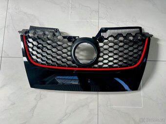 NOVÝ PŘEDNÍ NÁRAZNÍK VW GOLF 5 / GOLF 5 GTI / - 6