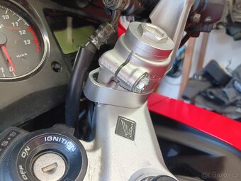 Honda vfr 800 2004 CZ 29 tis. - 6