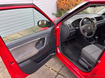 Škoda Fabia 1.2 i HTP 65000km Klima - 6