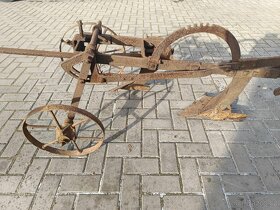 Koňské pluhy + plečka - 6