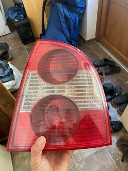 Vw passat b5 - L+P zadní dveře - zadní světlo - 6