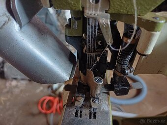 Průmyslový šicí stroj - 6