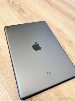 Apple IPad 9. generace Wi-fi 64 gb - 6