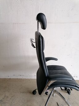 Kožené kancelářské křeslo - 6