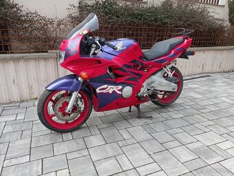 Honda CBR 600 - 6