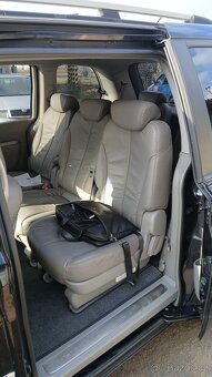 Kia Carnival 2.9crdi - 6
