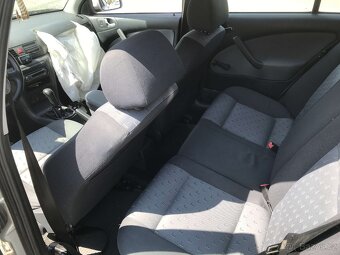 Škoda Octavia Tour Combi 1.9 TDI 74 kW r. v. 2007 - 6