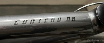 Kolo silniční / Gravel Giant Contend AR - 6