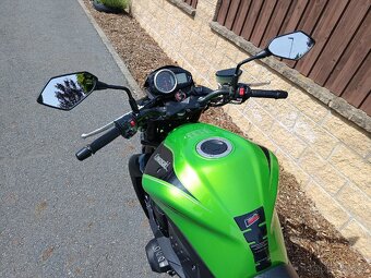 Kawasaki Z 750 R 2012 - 6