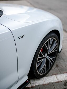 Napis logo AUDI V6T V8T oznaceni na blatnik - 6