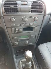 Volvo V40 2000 2,0i 100kW DILY z VOZU - 6