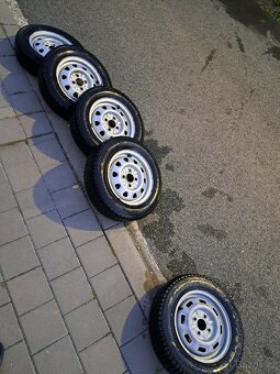Kola 165/70 R13 - zimní Barum - 6
