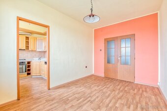 Prostorný byt 3+1 s lodžií v klidné části Příbora - 6