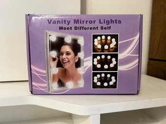 Kosmetický stolek - 6