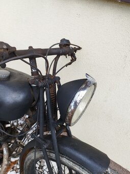 Motocykl veterán Peugeot - 6