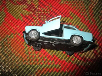 staré modely-autička-matchbox - 6
