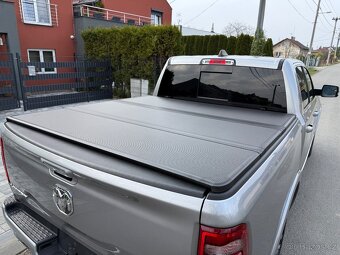 DODGE RAM LIMITED HEMI CREWCAB - 6