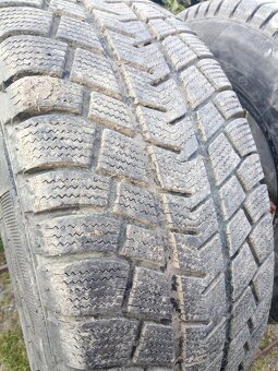 Zimní equipe 235/70r16 - 6
