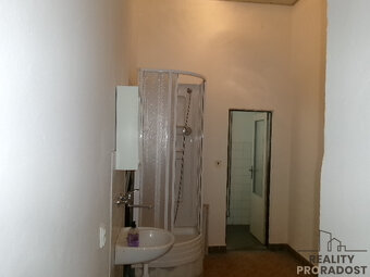 Pronájem obchodu 111m2 Brno Lidická ul. - 6