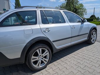 ŠKODA OCTAVIA II SCOUT 4x4 COMBI 2.0TDi 103kW - 6