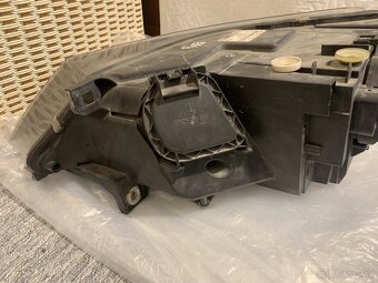 Světlomet BMW e63 LCI AHL - 6