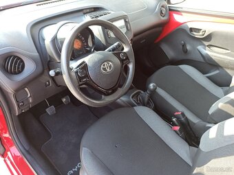TOYOTA AYGO 1.0VVT-i 53kW - 6