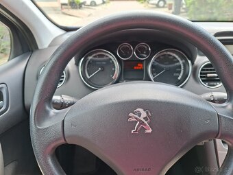 Peugeot 308 1.4 benzín 72kw koupeno v ČR - 6