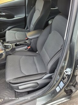 Hyundai i30, Hyundai i30 1.0 T-GDI Fastback - 6