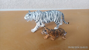 Plyšové hračky, plyšáci, Šmoula, Šmoulinka - 6