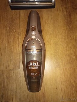 (((. TYČOVÝ VYSAVAČ ETA. ))) - 6