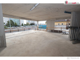 Nový komerční prostor, 143,18, 1 NP, parking, přímo u budouc - 6