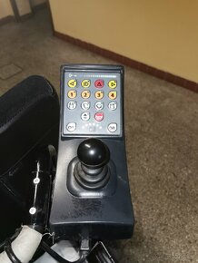 Elektrický invalidní vozík - 6