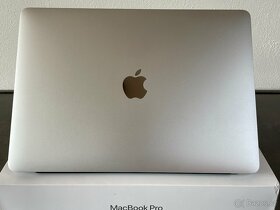 MacBook Pro 13" 2020 M1 256GB SSD Silver - 6