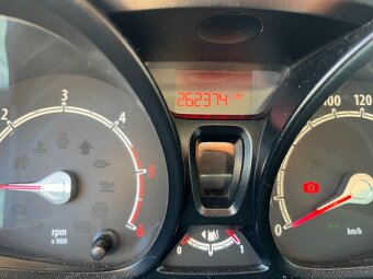 Ford Fiesta 1.6tdci 55kw - 6